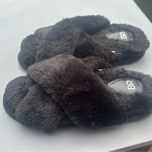 BP Black Fuzzy Slippers - Picture 2 of 3